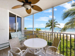 Estero Island Beach Villas 204, Sleeps 8, 2 Bedrooms, Gulf Front, Heated Pool